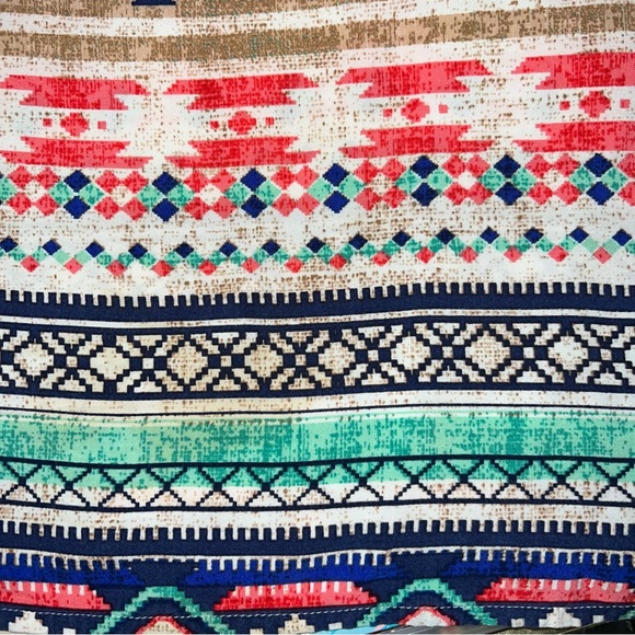 Bobeau Women’s Aztec Pattern Blouse Size PL - Picture 5 of 7